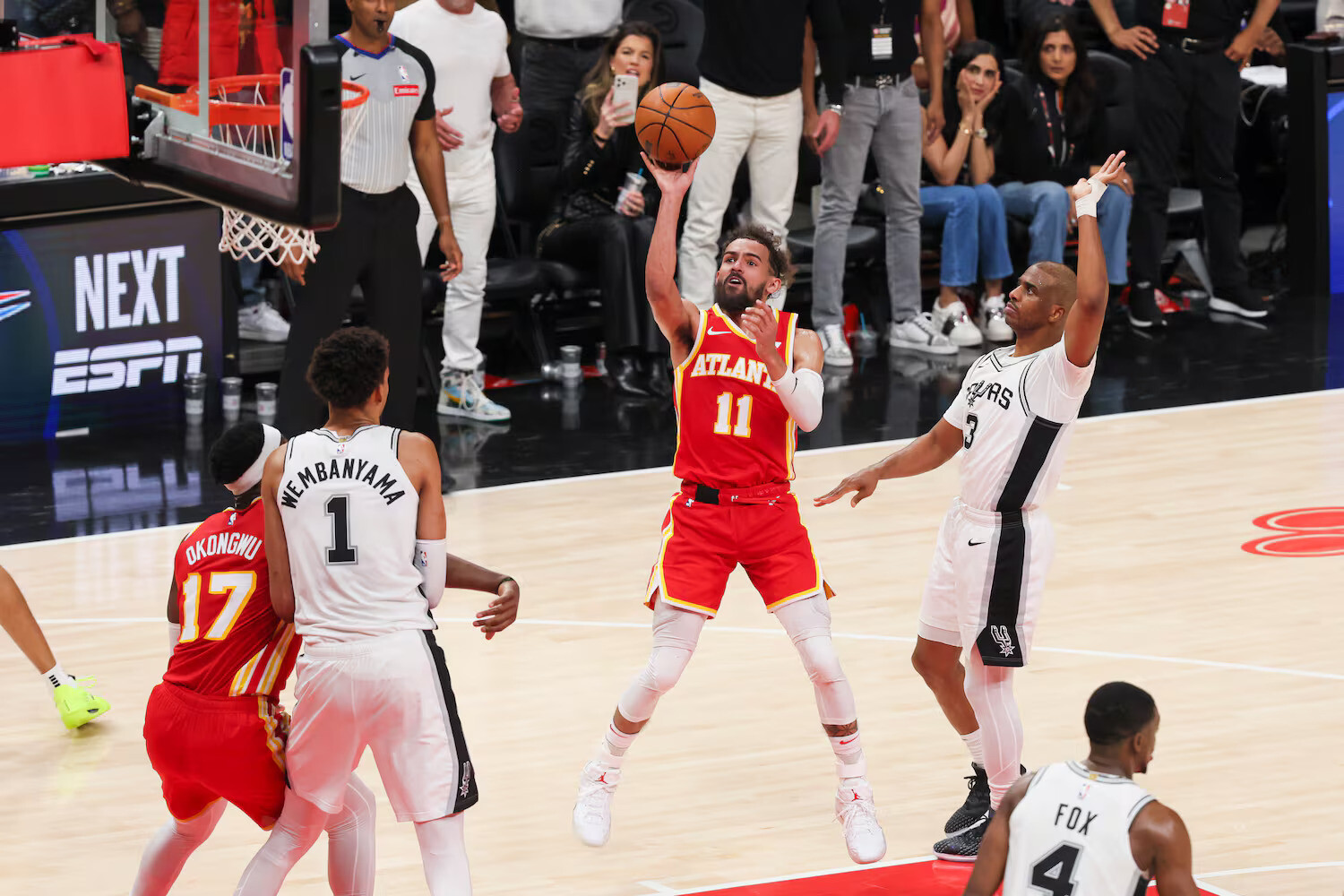 关于转折点圣安东尼奥马刺刷新队史纪录；NBA季后赛今晚攻防权衡；更衣室稳定；年轻球员得到机会的信息-雷速APP